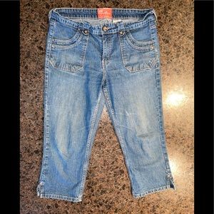 Levi Capri Jeans